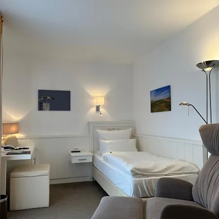 Romantik Achterdiek ג'וסט